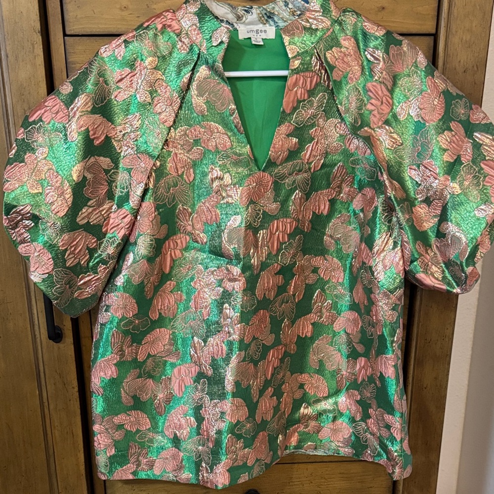 Umgee Green Metallic Floral Puff Sleeve Top with Pink Accents